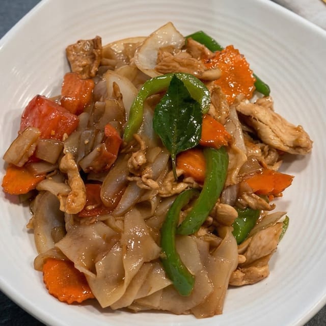 Pad Kee Mao.